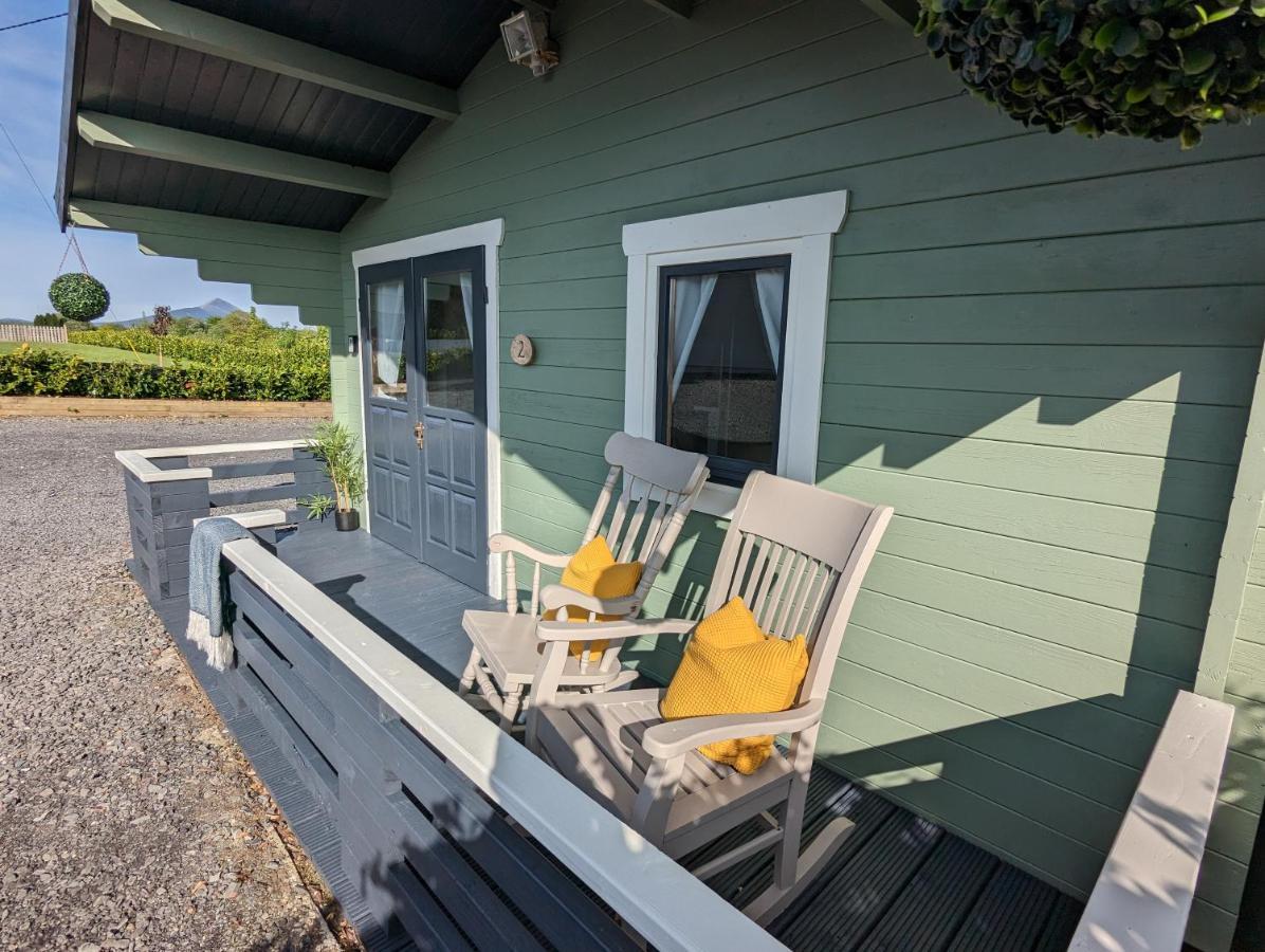 Westport Country Chalets Exterior photo