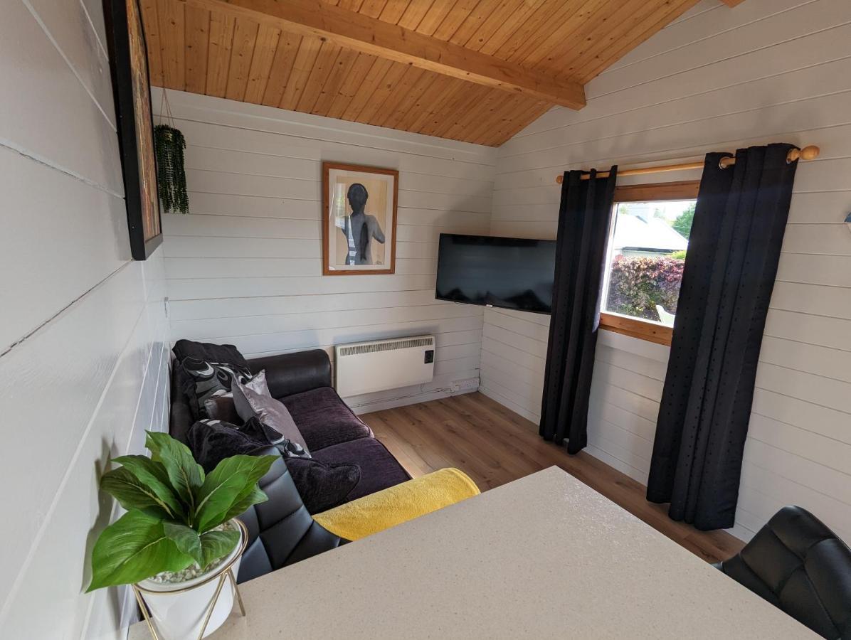 Westport Country Chalets Exterior photo